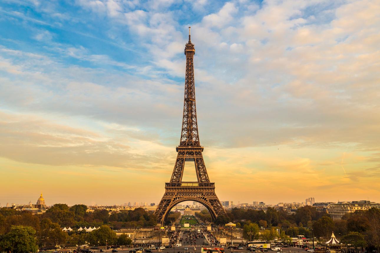 Eiffel Tower – The Timeless Symbol of Paris