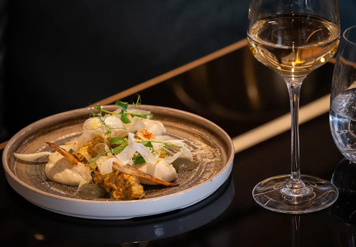 Bordeaux Food Guide – Discover the Rich Flavors of Southwestern France