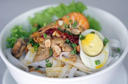 Traditional Mi Quang noodles in Da Nang”