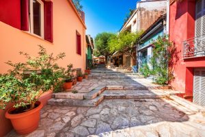 Plaka – The Charming Historic Neighborhood Beneath the Acropolis