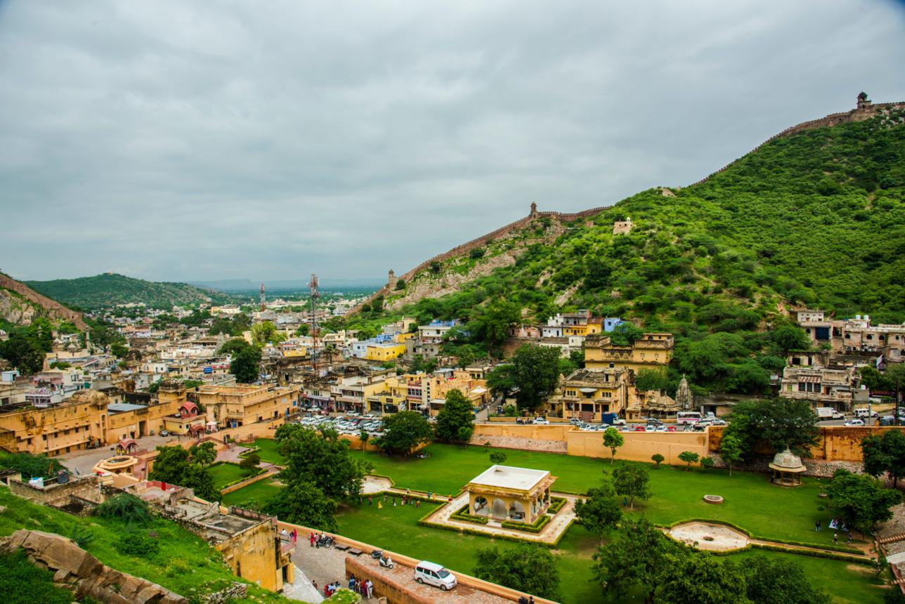 Amber Fort – Discover India’s Majestic Palace Fortress in Jaipur