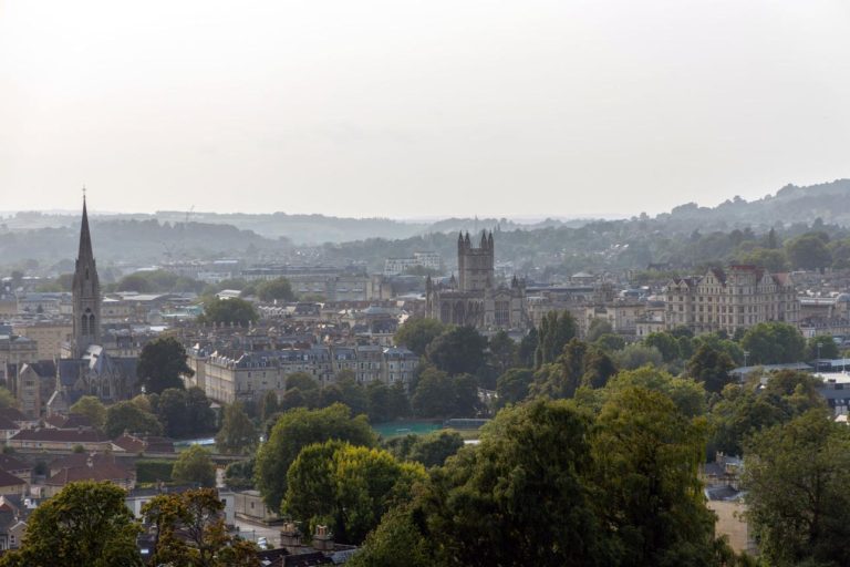 Bath & Roman Baths – Step Back Into England’s Ancient Spa City