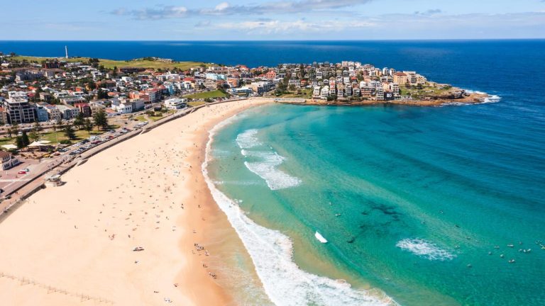 Bondi Beach – Sydney’s World-Famous Beach for Surf, Sun & Coastal Beauty