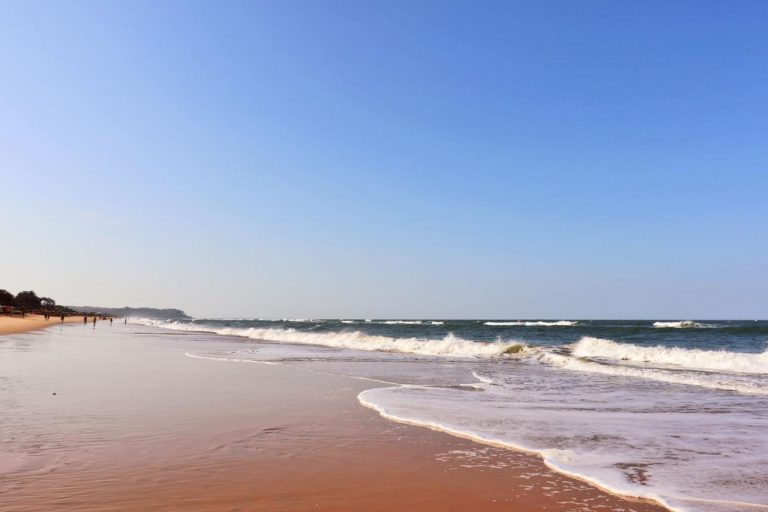 Calangute Beach – Discover Goa’s Most Famous Beach and Endless Coastal Fun