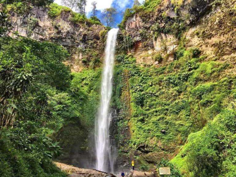 Coban Rondo Waterfall – East Java’s Spectacular Cascade Hidden in the Highlands