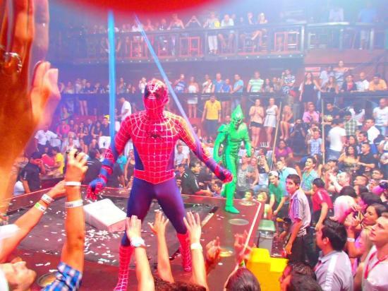 Coco Bongo – Ultimate Nightlife Show Experience