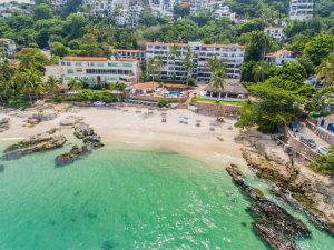 Conchas Chinas Beach – Puerto Vallarta's Hidden Paradise