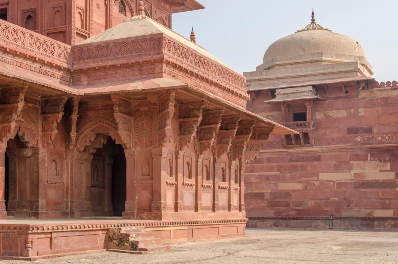 Fatehpur Sikri – India’s Magnificent Abandoned Mughal Capital