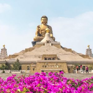 Fo Guang Shan Buddha Museum – Taiwan’s Majestic Buddhist Landmark of Peace and Wisdom