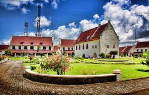 Fort Rotterdam – Indonesia’s Best-Preserved Colonial Fortress by the Sea