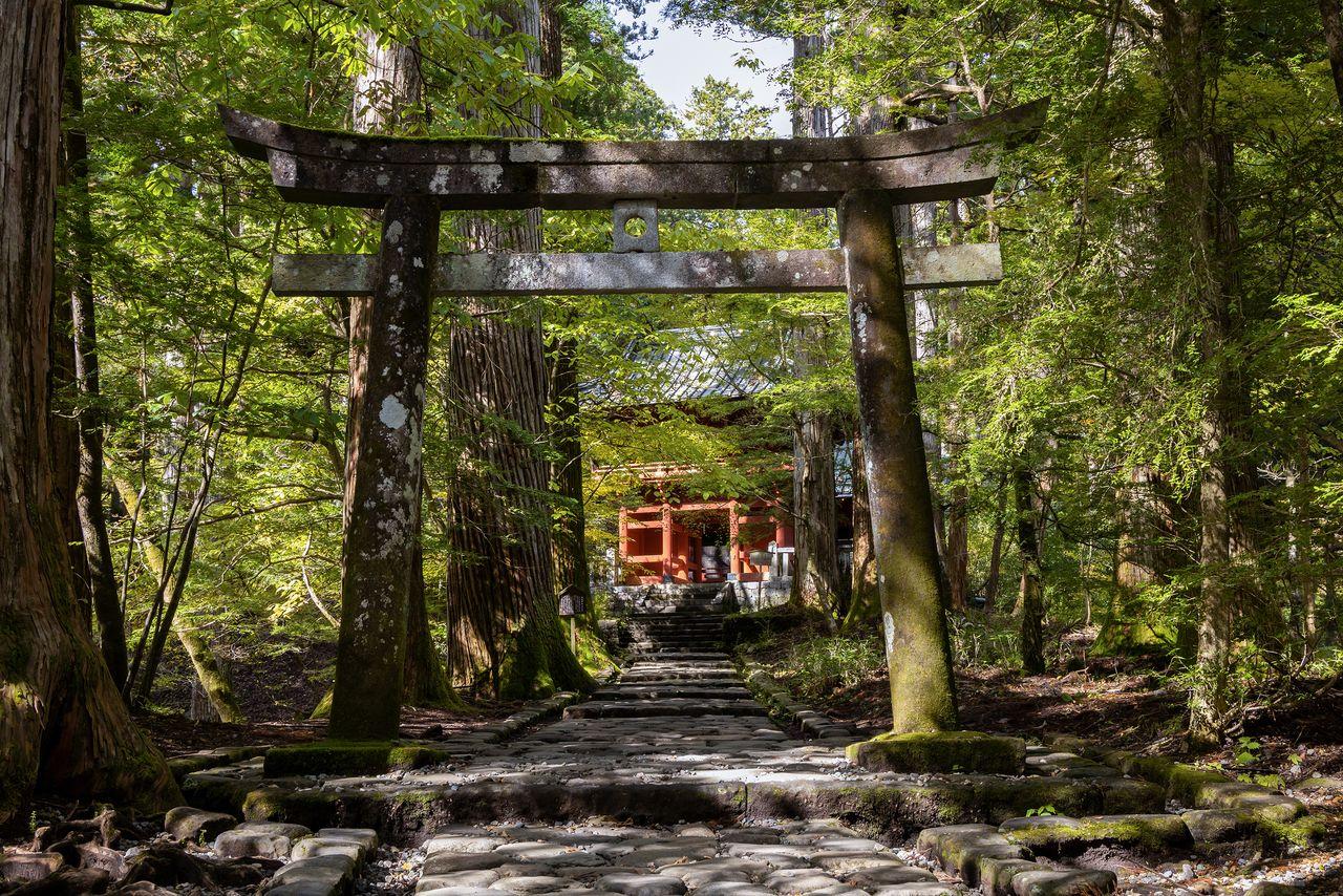 Futarasan Shrine – Sacred Mountain Shrine of Nikko