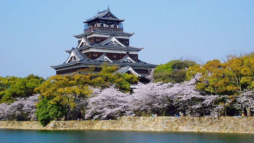 Hiroshima Castle – Elegant Samurai Fortress in the Heart of Hiroshima