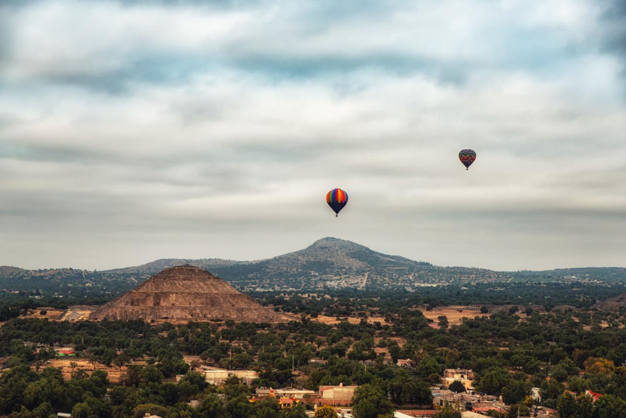 Hot Air Balloon Rides – Soar Above Teotihuacán