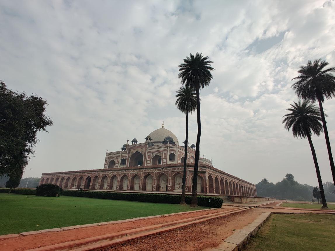 Humayun's Tomb – The Magnificent Mughal Masterpiece That Inspired the Taj Mahal