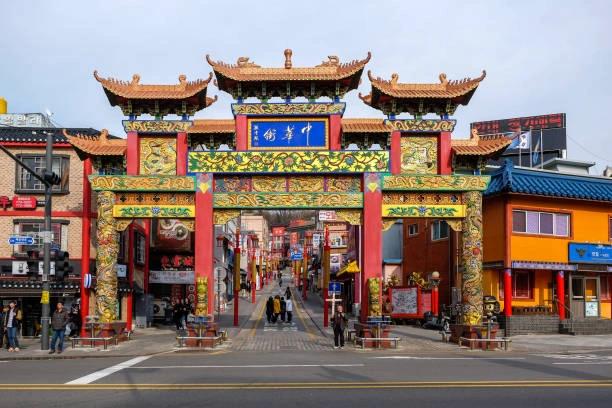 Incheon Chinatown – Korea’s Historic Chinese Quarter of Cultural Fusion, Colonial-Era Streets, Vibrant Food Alleys, and Timeless Immigrant Heritage
