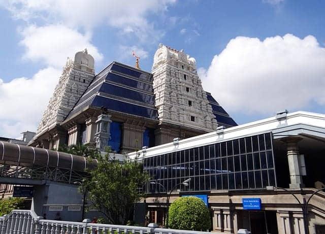 ISKCON Temple Bangalore – A Majestic Spiritual Landmark Blending Devotion & Architecture