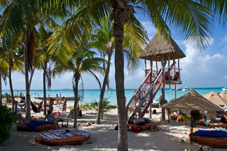 Isla Mujeres – Mexico’s Caribbean Paradise Island
