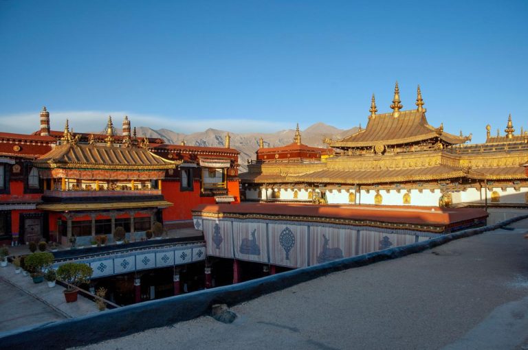 Jokhang Temple – The Sacred Heart of Tibetan Buddhism in Lhasa and the Most Revered Spiritual Center of Tibet