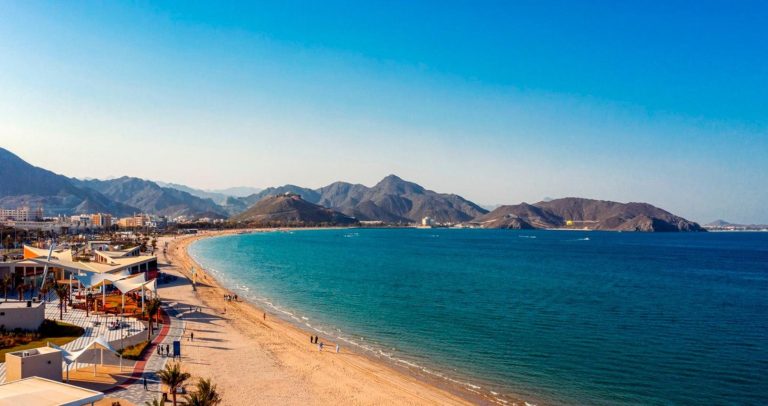 Khor Fakkan Beach UAE: A Complete Guide to One of the Most Beautiful Beaches in Sharjah