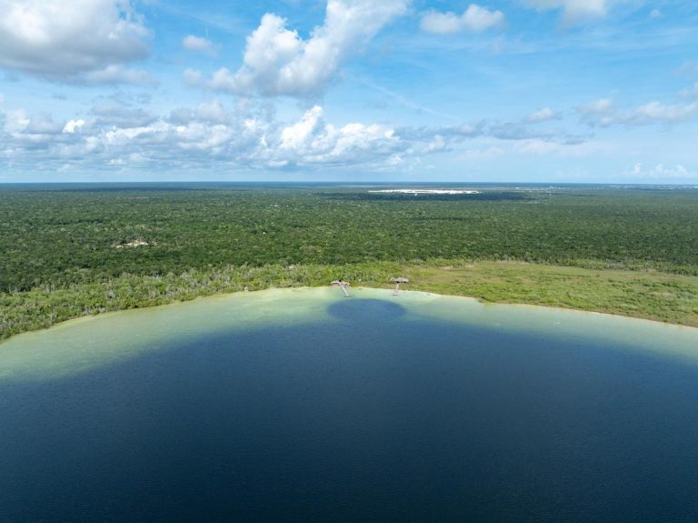 Laguna Kaan Luum – Tulum’s Hidden Blue Oasis