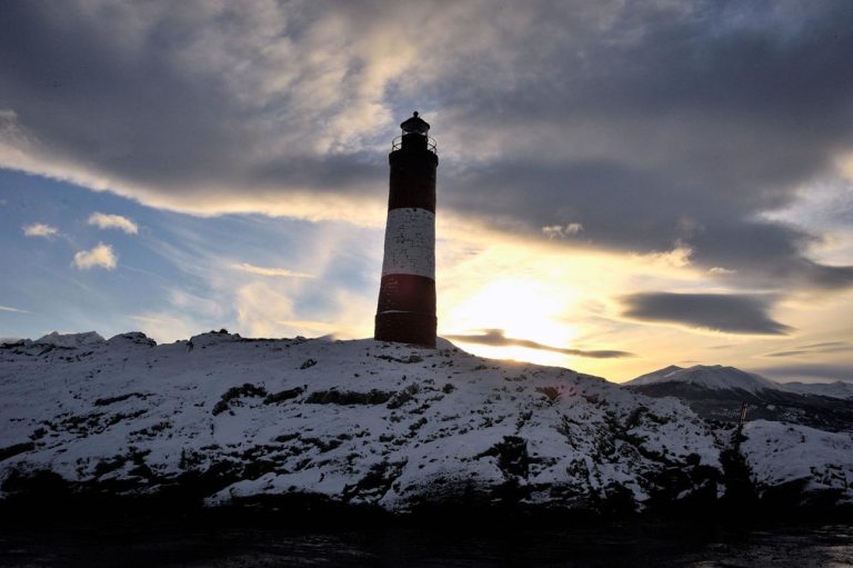 Les Éclaireurs Lighthouse – The Legendary “Lighthouse at the End of the World”