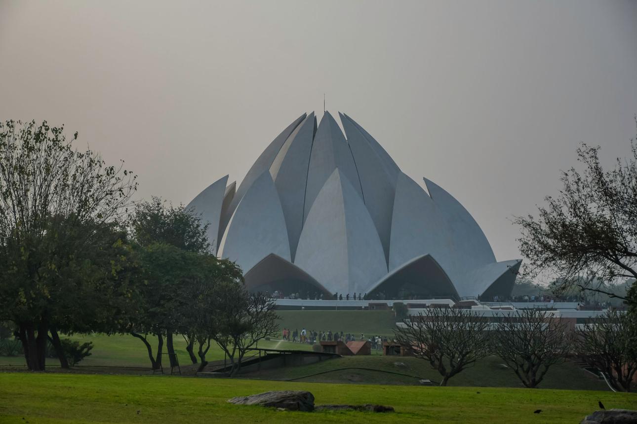 Lotus Temple – Delhi’s Architectural Wonder of Peace and Spiritual Unity