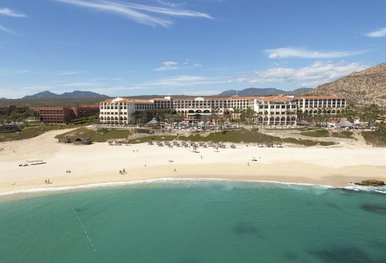 Luxury Resorts in Los Cabos – Ultimate Desert Elegance