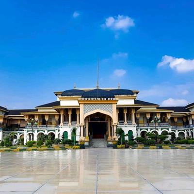 Maimun Palace – Indonesia’s Royal Palace Blending Malay, Islamic & European Elegance