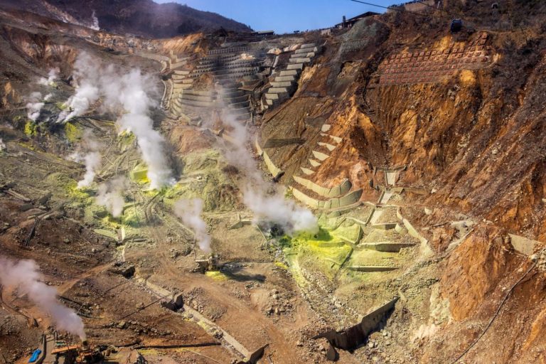 Owakudani Valley – Hakone’s Volcanic Hot Spring Valley