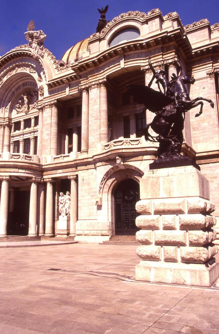 Palacio de Bellas Artes – Mexico City’s Cultural Masterpiece