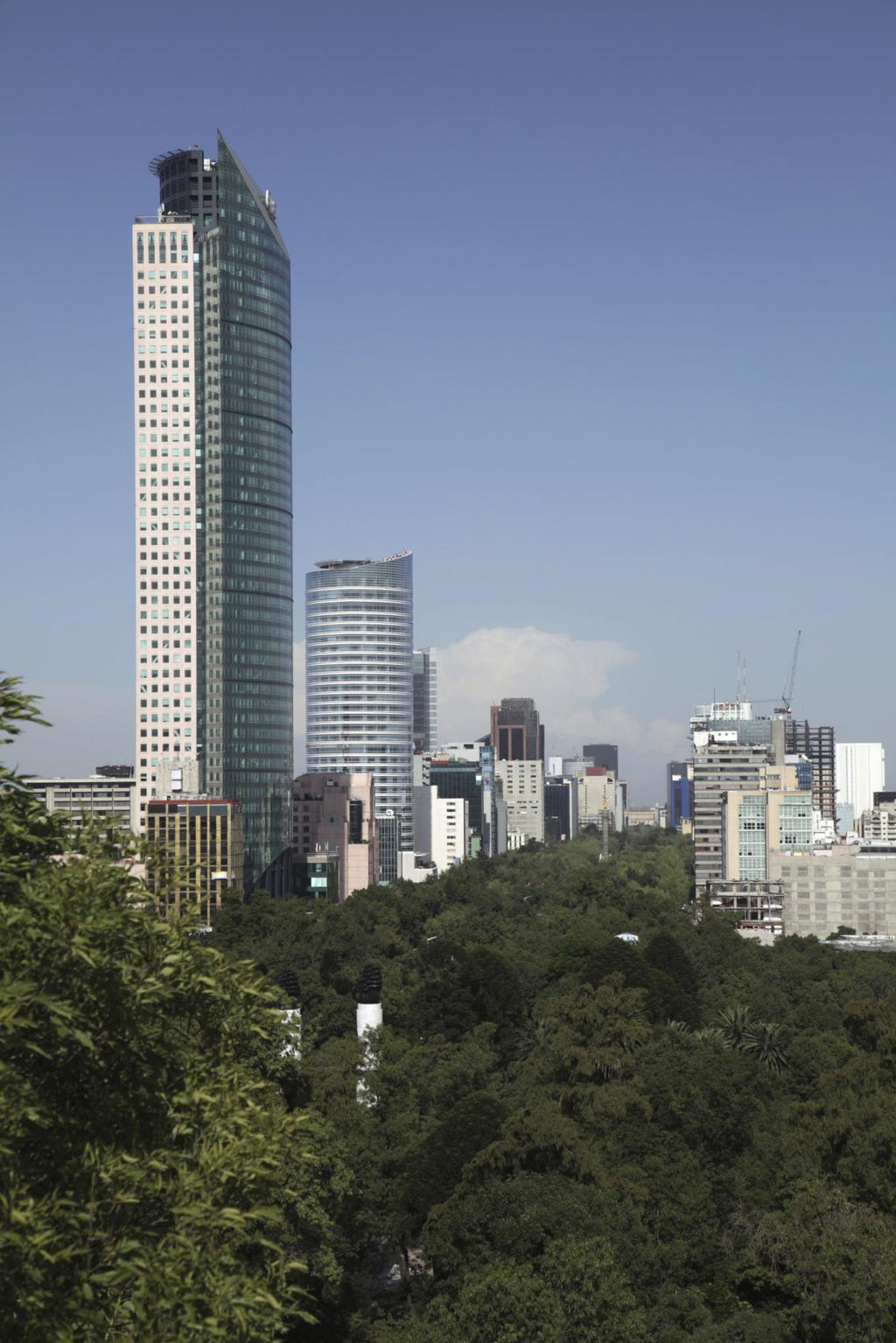 Paseo de la Reforma – Mexico City’s Iconic Boulevard