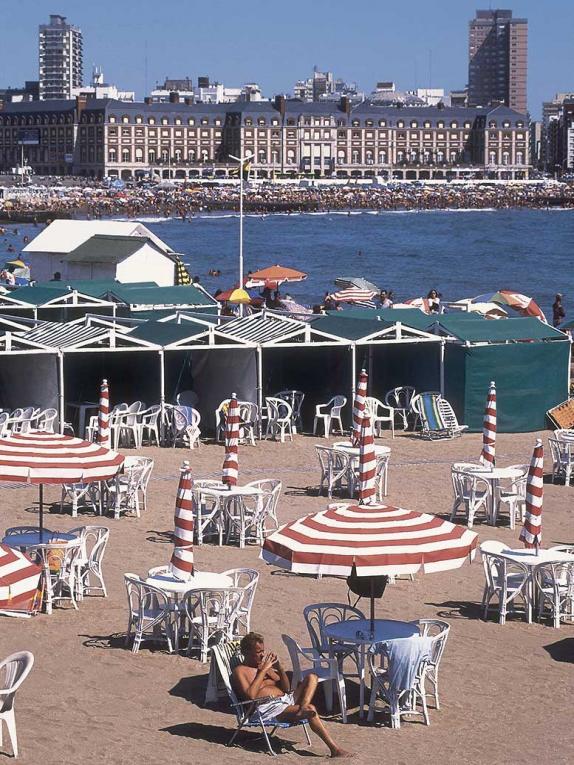 Playa Bristol – Argentina's Iconic Seaside Escape in Mar del Plata