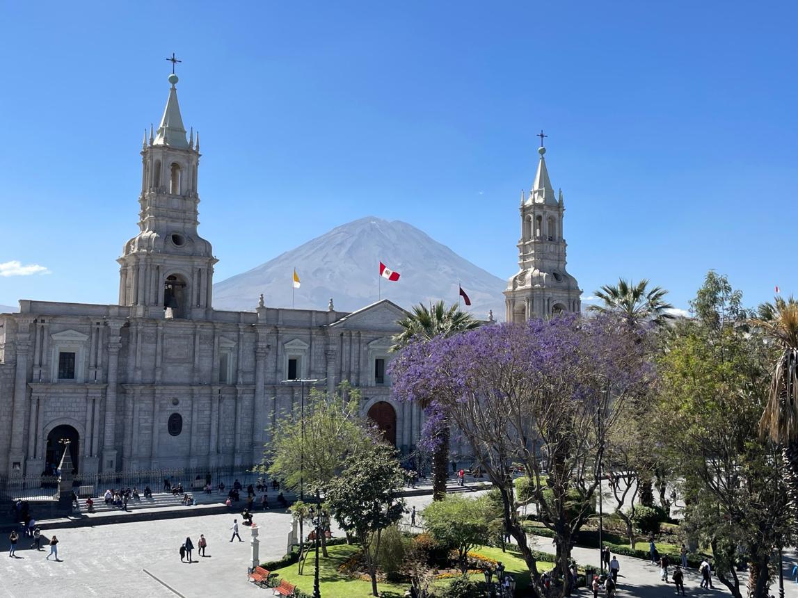 Plaza de Armas Arequipa – Discover Peru’s Most Stunning Colonial Square