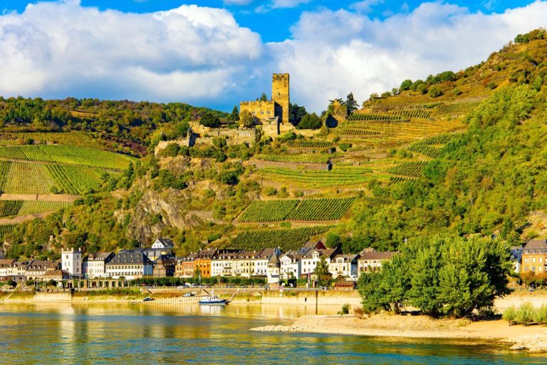 Rhine Valley – Europe’s Legendary River of Castles, Vineyards, and Timeless Legends