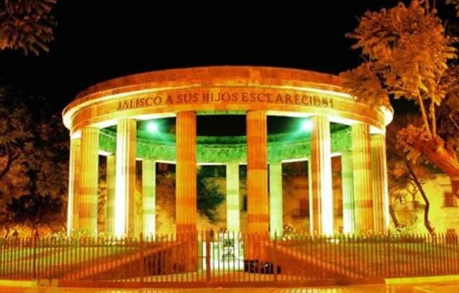 Rotonda de los Jaliscienses Ilustres – Guadalajara’s Hall of Legends