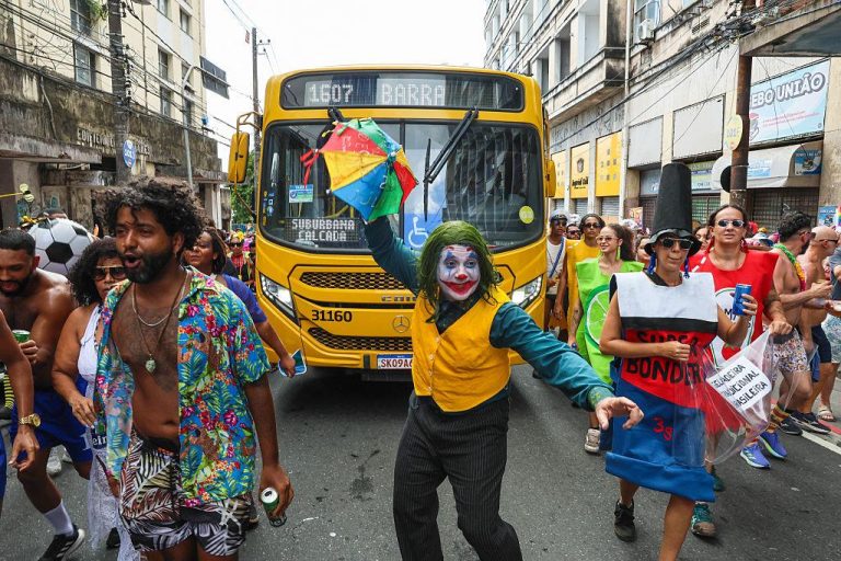 Salvador Carnival – Dive Into Brazil's Biggest Street Party