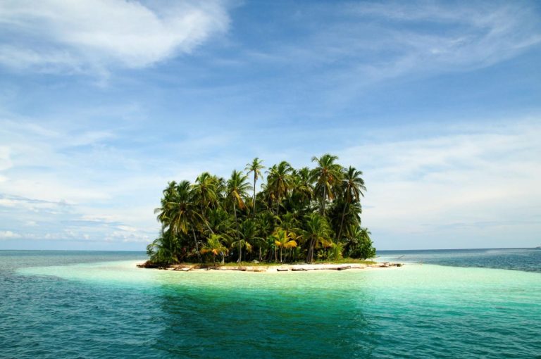 San Blas Islands – Panama’s Hidden Caribbean Paradise of 360 Islands