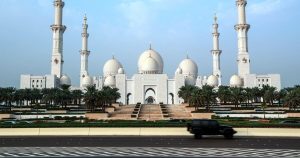 Sheikh Zayed Grand Mosque – Discover the Magnificent Architectural Masterpiece of Abu Dhabi