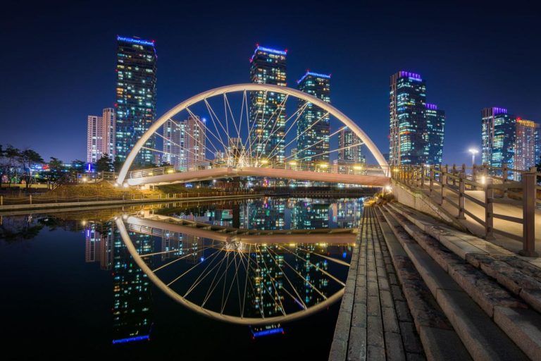 Songdo Central Park – Incheon’s Futuristic Waterfront Oasis of Urban Canals, Skyline Reflections, and Smart City Harmony