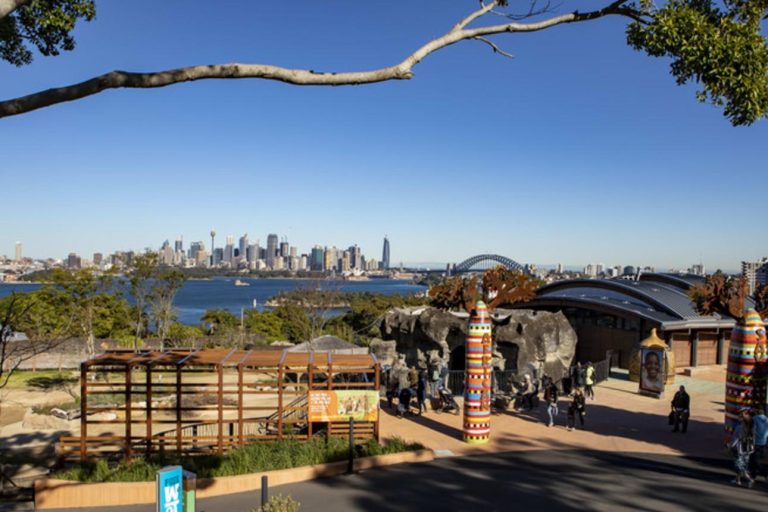 Taronga Zoo Sydney – Australia’s Ultimate Wildlife Adventure with Harbour Views