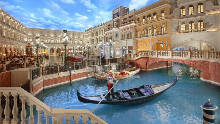 The Venetian Las Vegas – A Luxurious Escape to Venice in the Heart of the Strip