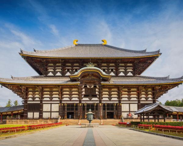 Todai-ji Temple – Nara’s Great Buddhist Landmark