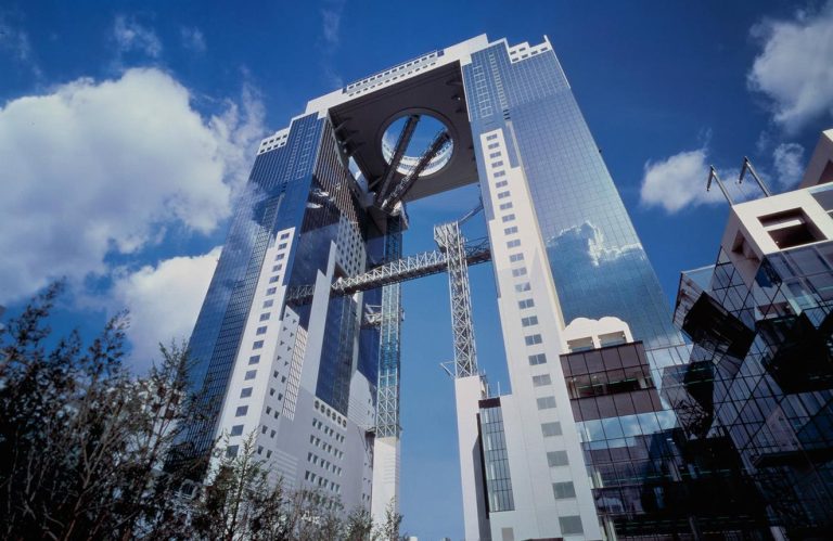 Umeda Sky Building – Osaka’s Iconic Floating Observatory