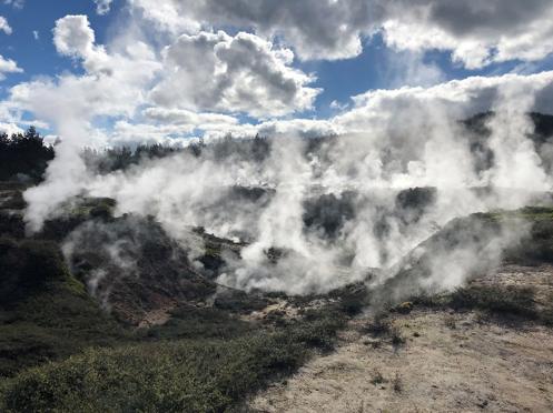 Craters of the Moon: Explore New Zealand’s Fascinating Geothermal Landscape