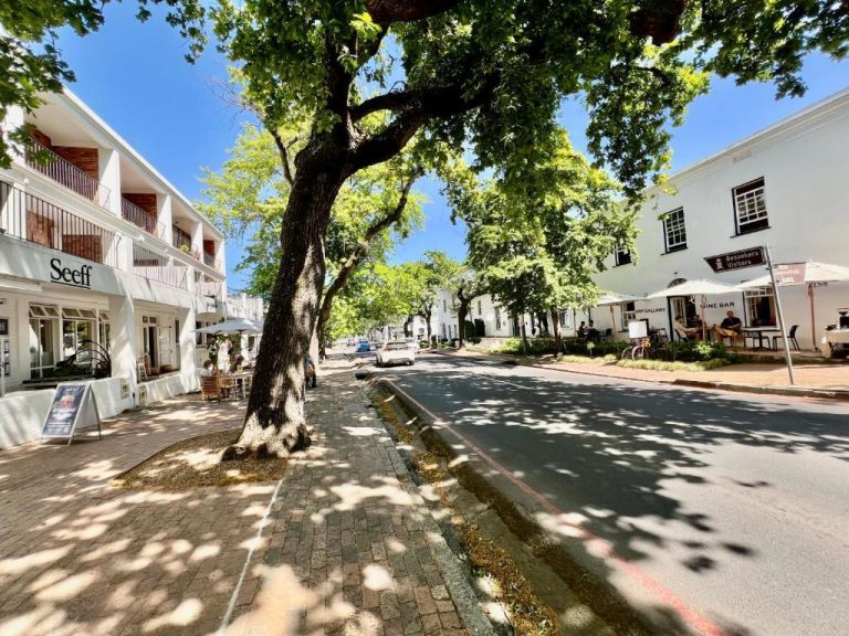 Dorp Street: Stroll Through the Historic Heart of Stellenbosch