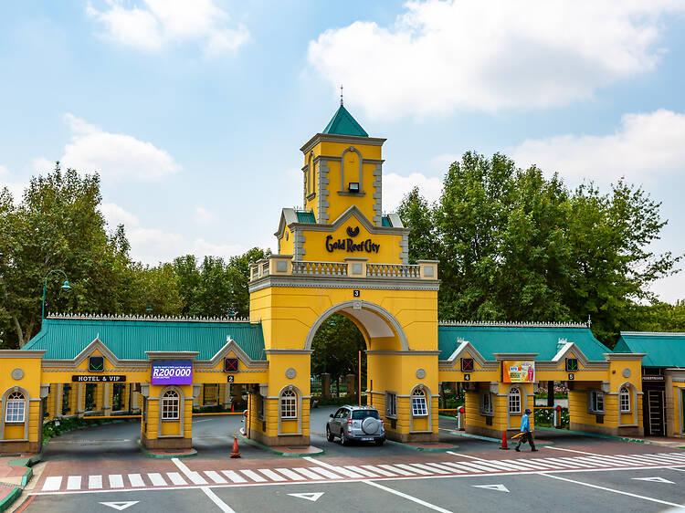 Gold Reef City: Experience Johannesburg’s Ultimate Theme Park and Mining Heritage
