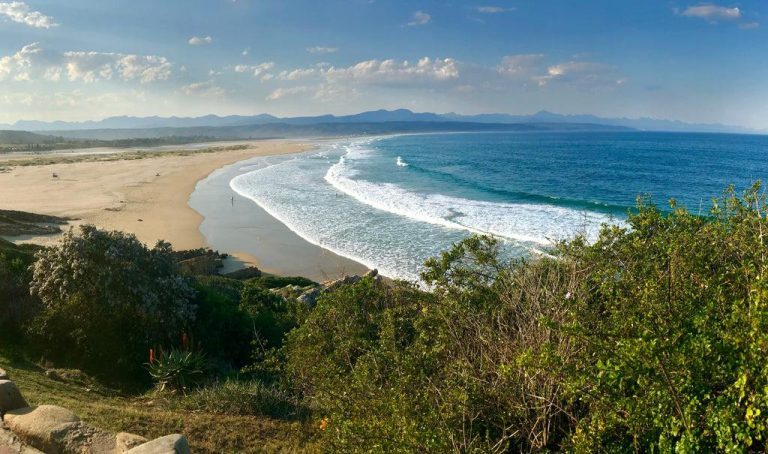 Lookout Beach: Discover Plettenberg Bay’s Beautiful Stretch of Golden Sand