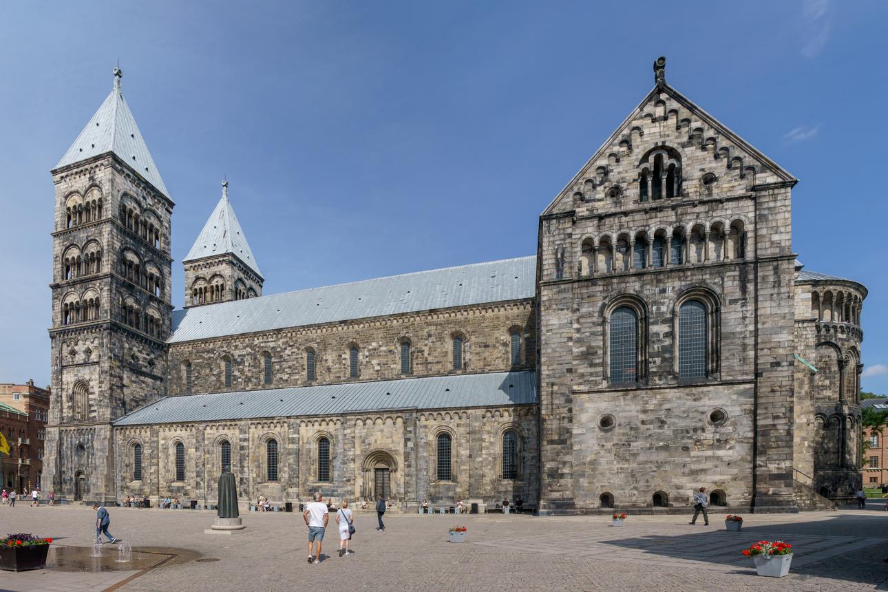 Lund Cathedral: Explore Sweden’s Magnificent Romanesque Masterpiece