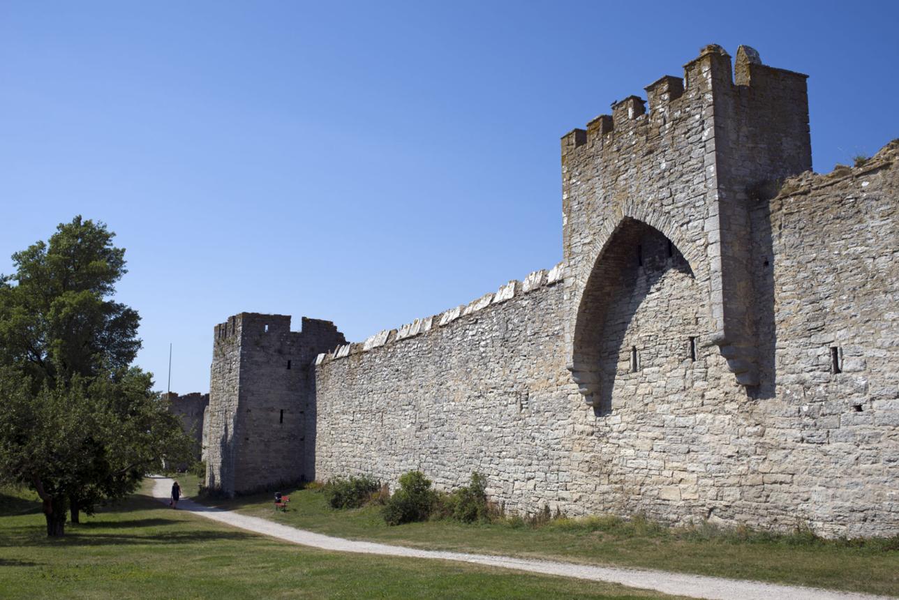 Visby City Wall: Explore Sweden’s Best-Preserved Medieval Fortress