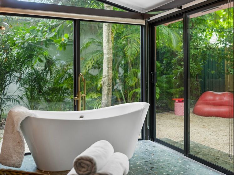 17 Dreamy Miami Airbnbs in South Beach, Wynwood, and Beyond
